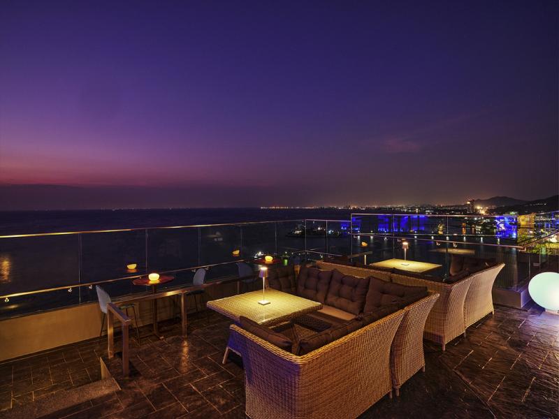 Novotel Marina Sriracha & Koh Si Chang Hotel - Bar