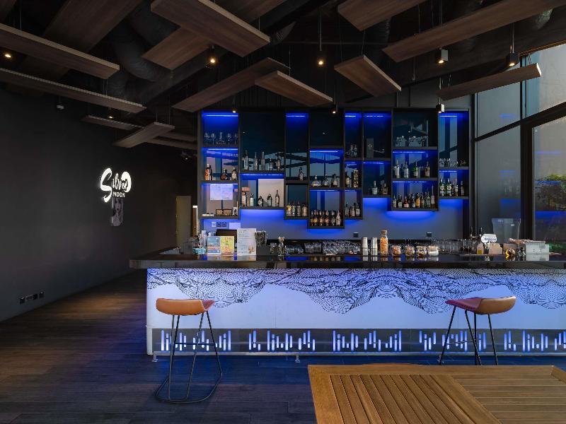 Novotel Marina Sriracha & Koh Si Chang Hotel - Bar