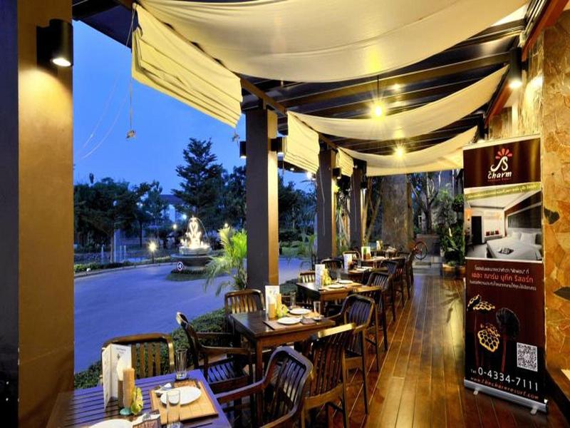 The Charm Boutique Resort & Hotel - Restoran
