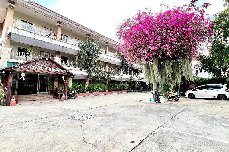 Nan Thara Place by ZUZU - Genel