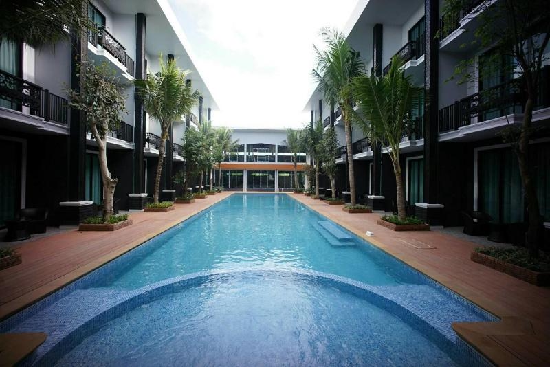Namthong Nan Hotel - Havuz