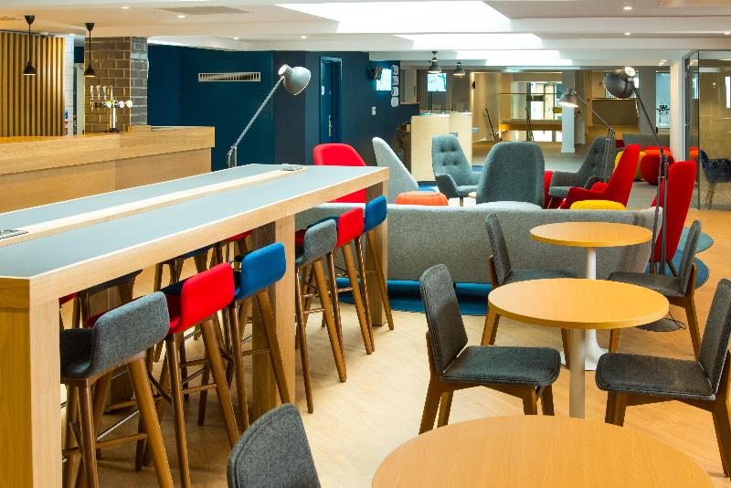 Holiday Inn Express Swindon City Centre - Genel