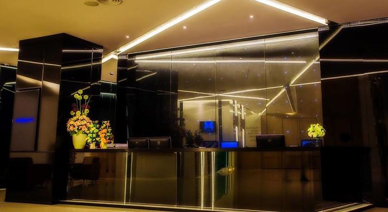 Crystal Hotel Hat Yai - Lobi