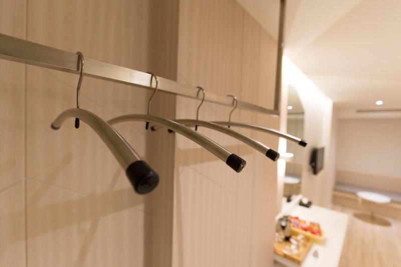 Crystal Hotel Hat Yai - Oda