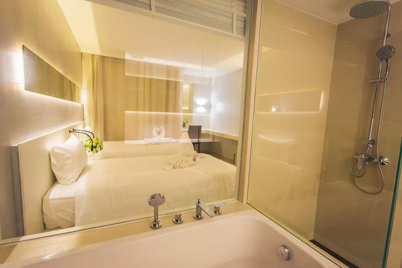 Crystal Hotel Hat Yai - Oda