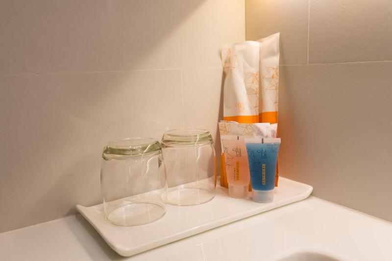 Crystal Hotel Hat Yai - Oda