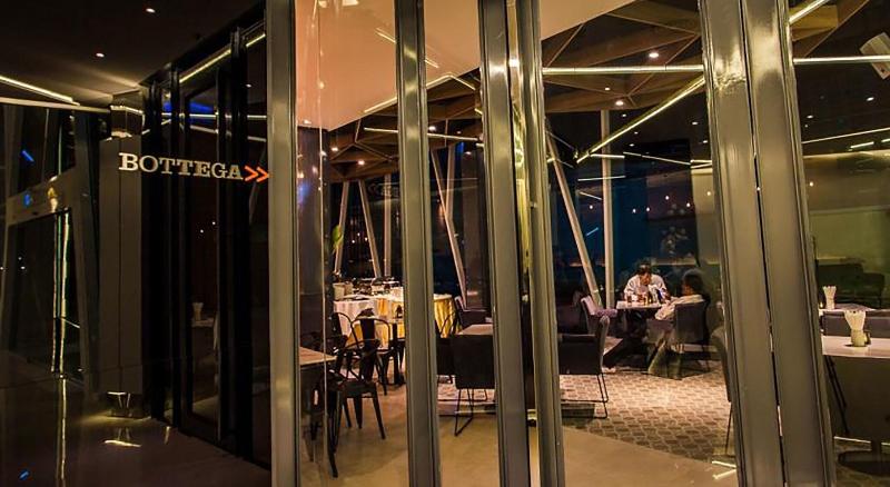 Crystal Hotel Hat Yai - Restoran