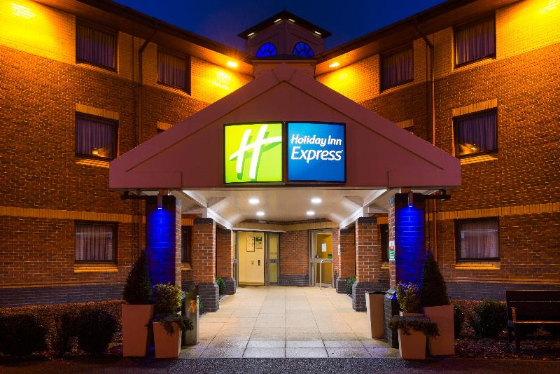 Holiday Inn Express Taunton East - Genel