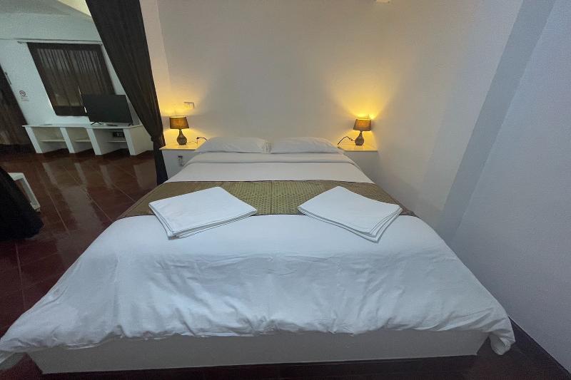 Swiss Villas Panoramic – Hillside Beach View - Oda
