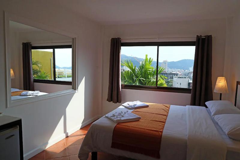 Swiss Villas Panoramic – Hillside Beach View - Oda