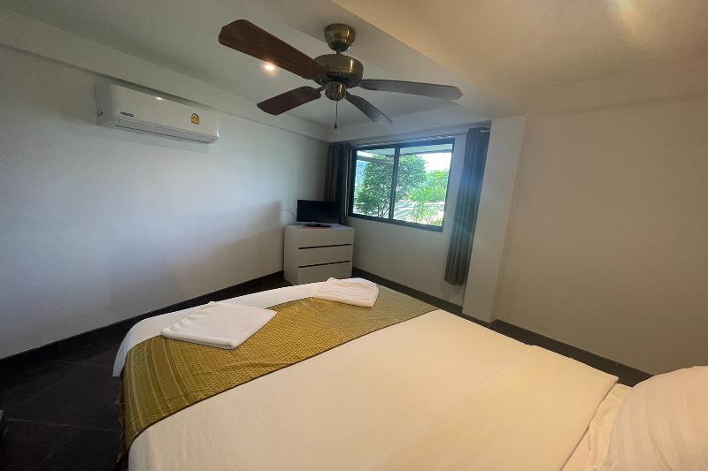 Swiss Villas Panoramic – Hillside Beach View - Oda