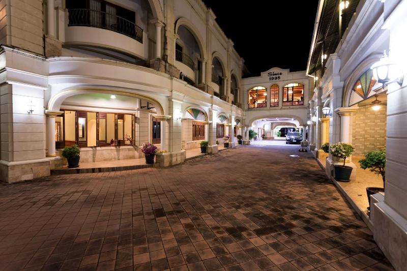Erawan Hotel - Genel