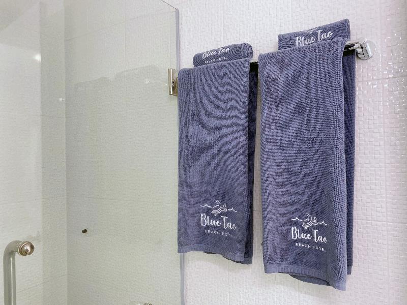 Blue Tao Beach Hotel - Oda