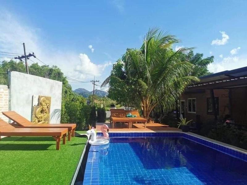 At Thara Aonang - Genel