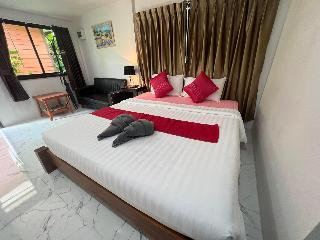 At Thara Aonang fotoÄŸrafÄ±