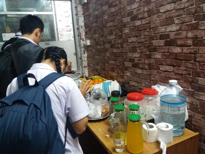 Natcha Place Thammasat Rangsit - Restoran