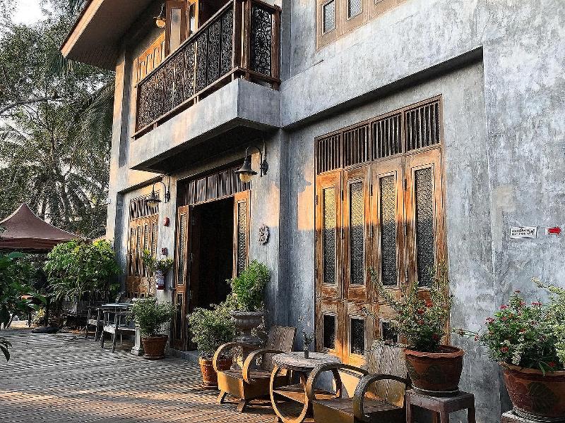 House Of Passion Amphawa - Genel