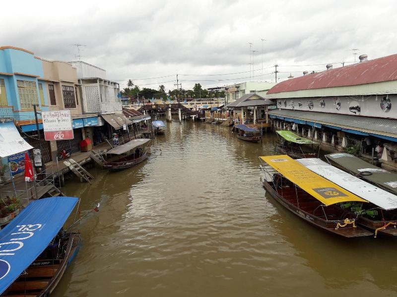 Phenwaree Amphawa Resort by ZUZU - Genel