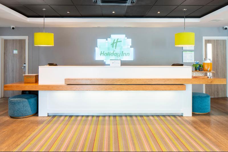 Holiday Inn London Brentford Lock - Lobi