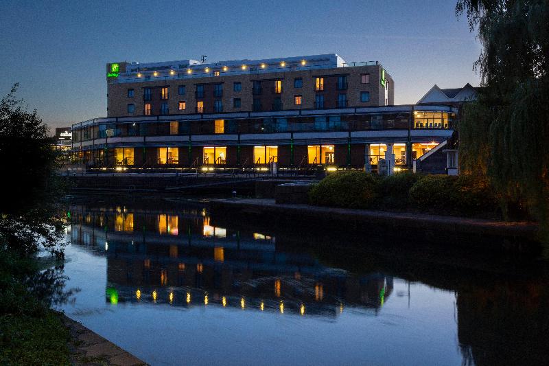 Holiday Inn London Brentford Lock - Genel
