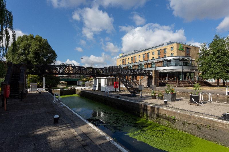 Holiday Inn London Brentford Lock - Genel