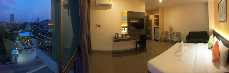 Clover Hotel Hatyai - Genel
