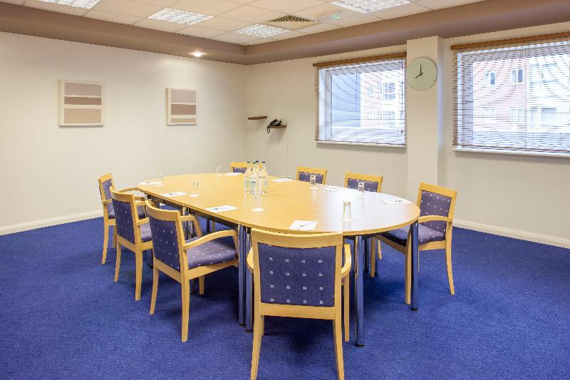 Holiday Inn Express Portsmouth Gunwharf Quays - Toplantı