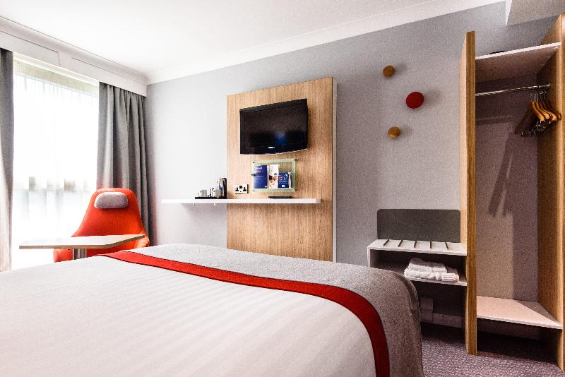 Holiday Inn Express Portsmouth Gunwharf Quays - Oda