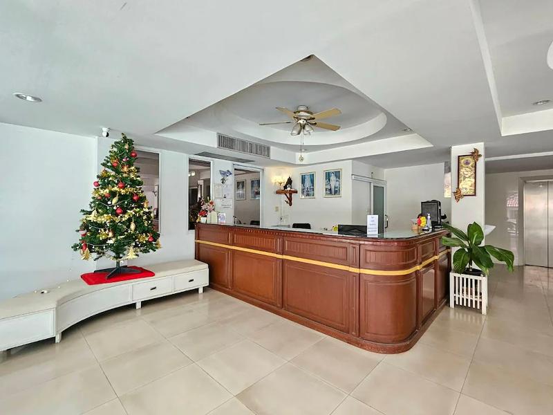 BT Grand Condotel - Lobi
