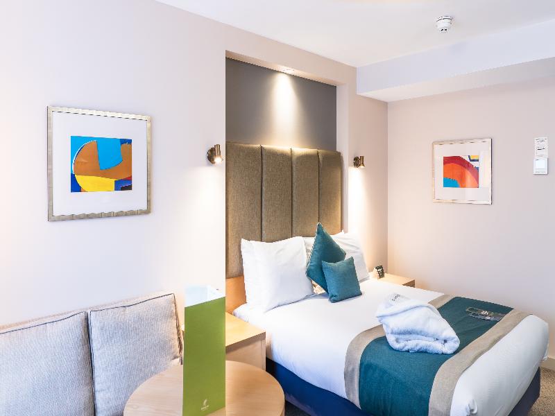 Holiday Inn Maidstone Sevenoaks - Oda