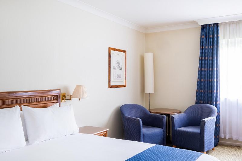 Holiday Inn Maidstone Sevenoaks - Oda