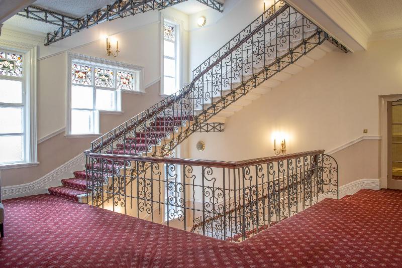 Crowne Plaza Royal Victoria Sheffield - Lobi