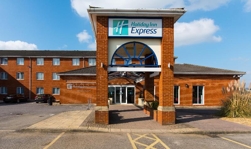 Holiday Inn Express Southampton West - Genel