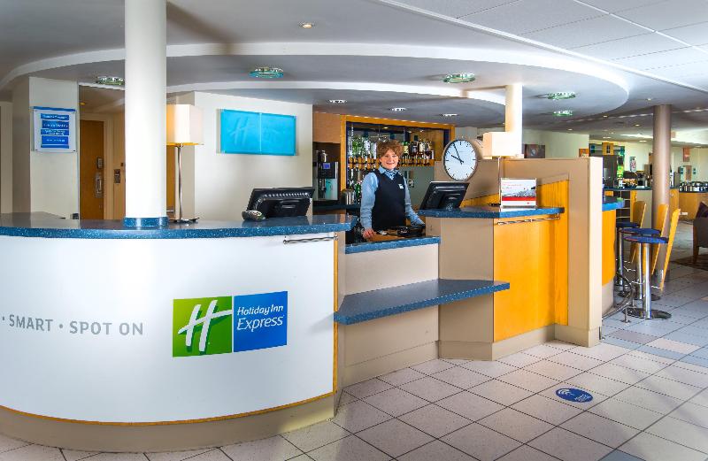 Holiday Inn Express Stafford - Genel