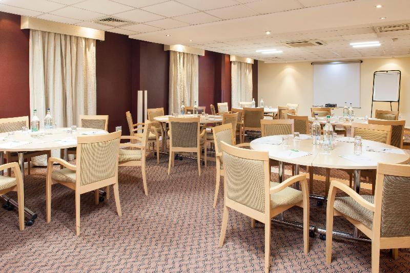 Holiday Inn Express Stansted Airport - Toplantı