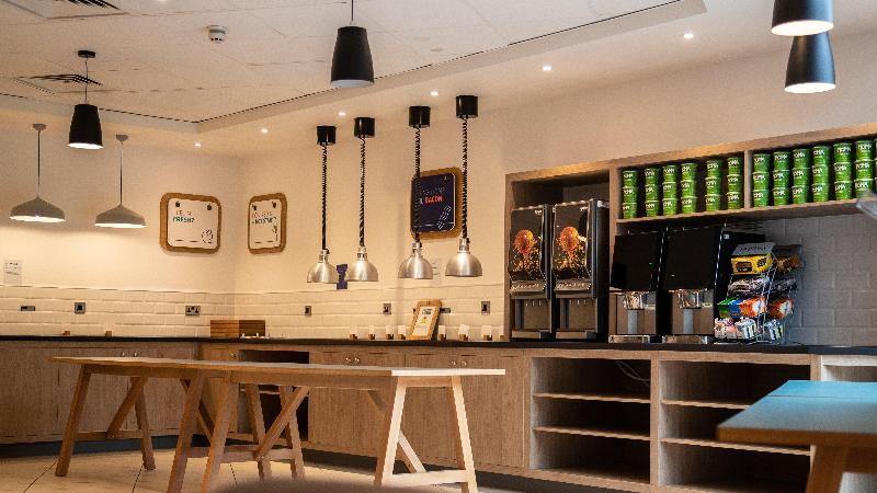 Holiday Inn Express Stansted Airport - Restoran