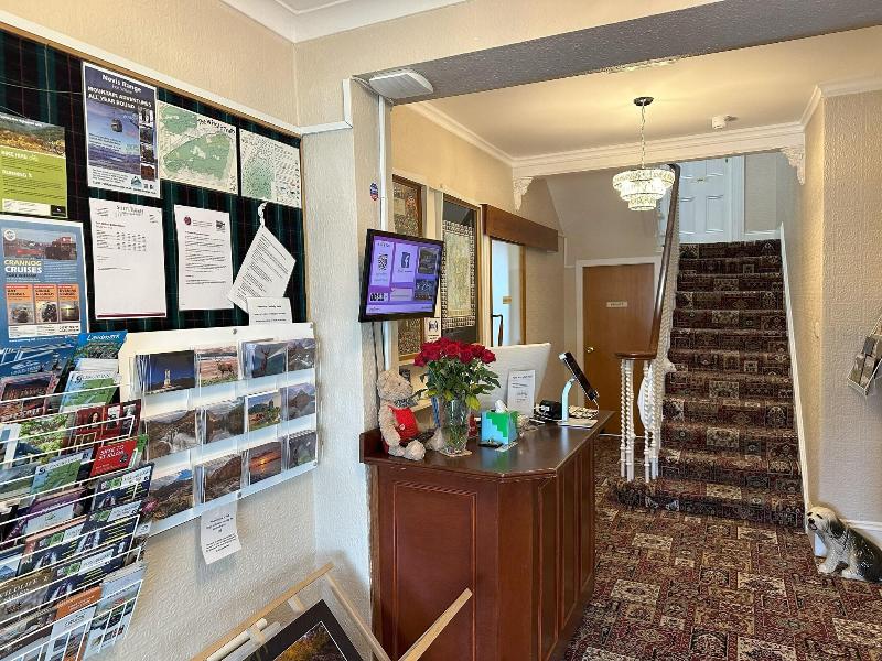 Guisachan Guest House - Lobi