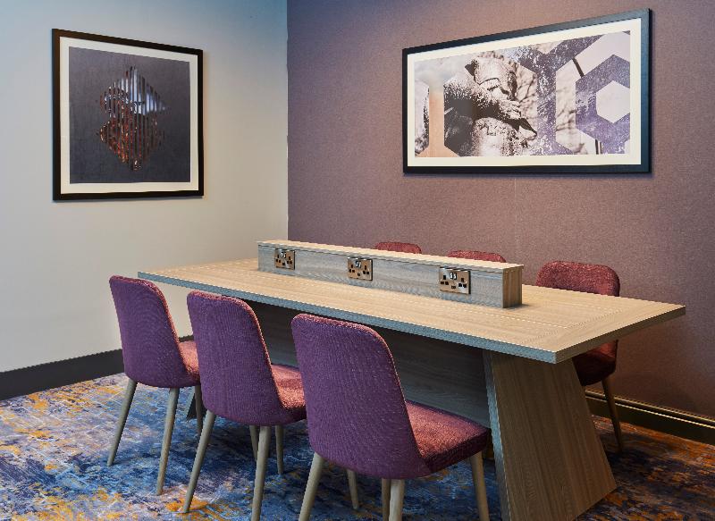 Leonardo Hotel Nottingham - Lobi