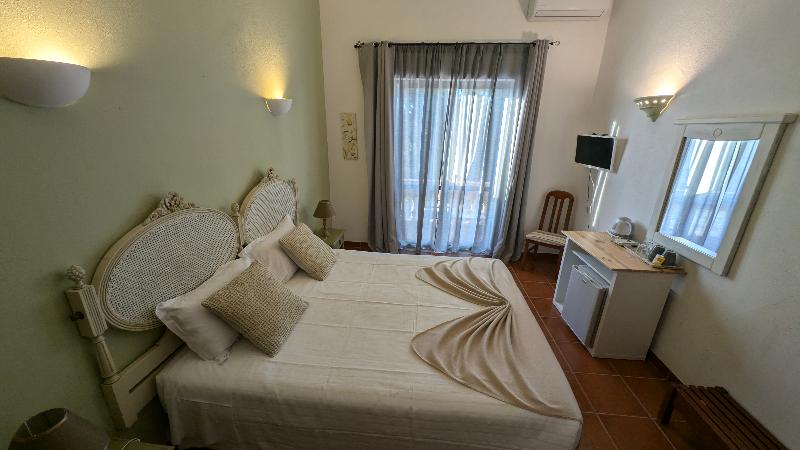 Casa Rosa Montes - Oda