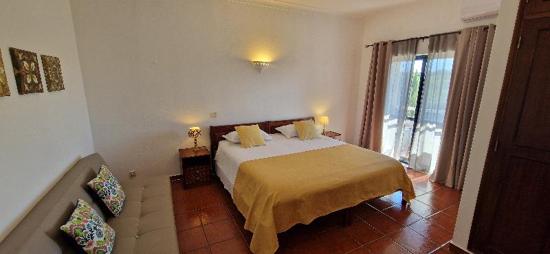 Casa Rosa Montes - Oda