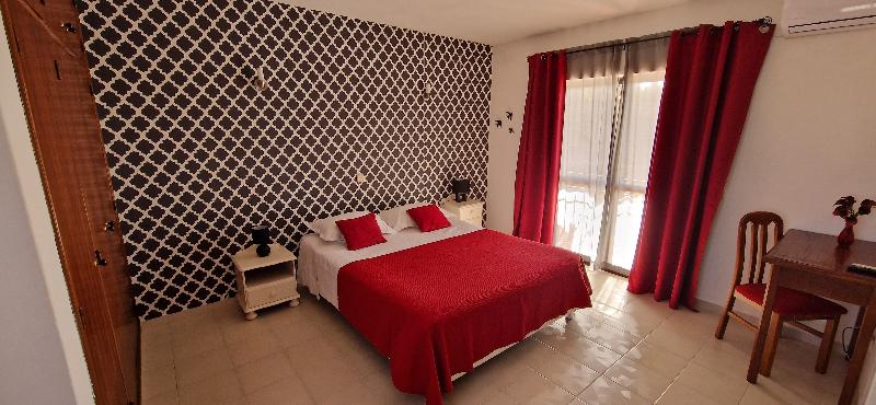 Casa Rosa Montes - Oda