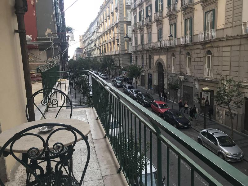 Sansevero Naples - Oda