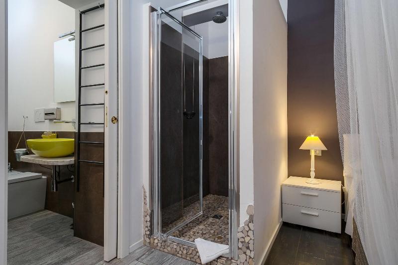 Flat 285 - Oda
