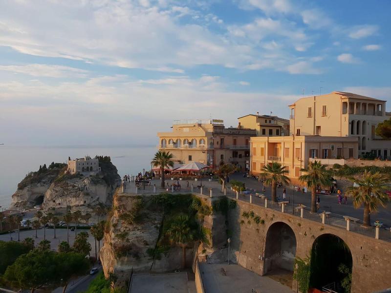B&B Island Tropea vista mare - Oda