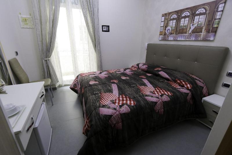 Donn'Anna Bed & Breakfast - Oda