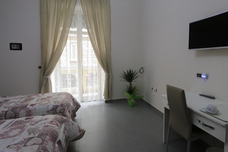 Donn'Anna Bed & Breakfast - Oda