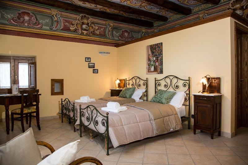 Palazzo Lauritano - Historic Rooms - Oda