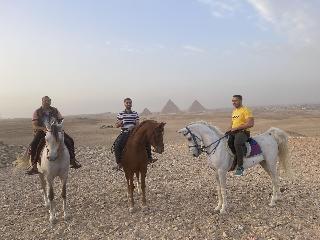 Makadi Pyramids View fotoÄŸrafÄ±