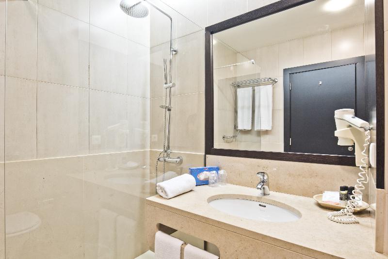 Lam Hotel Estarreja - Oda