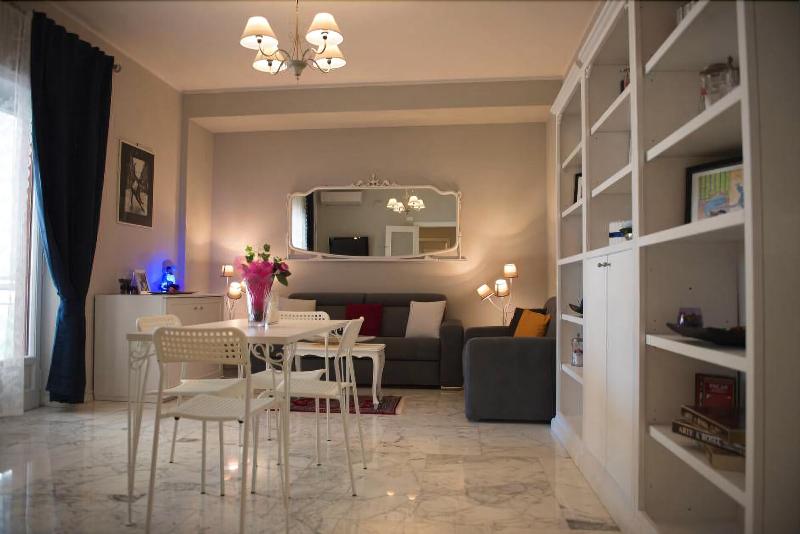 Authentic Sweet Home - Lobi